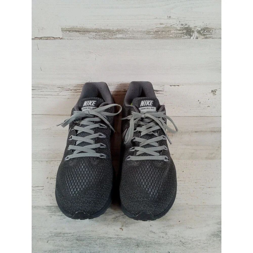 Nike product pair